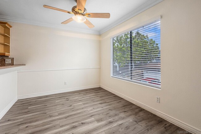 Building Photo - 3211 Midway Dr