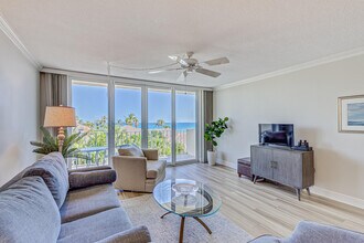 Building Photo - 630 Ocean Dr