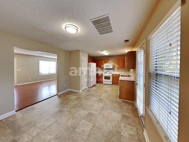 Foto del edificio - 3826 Tidewater Way NW