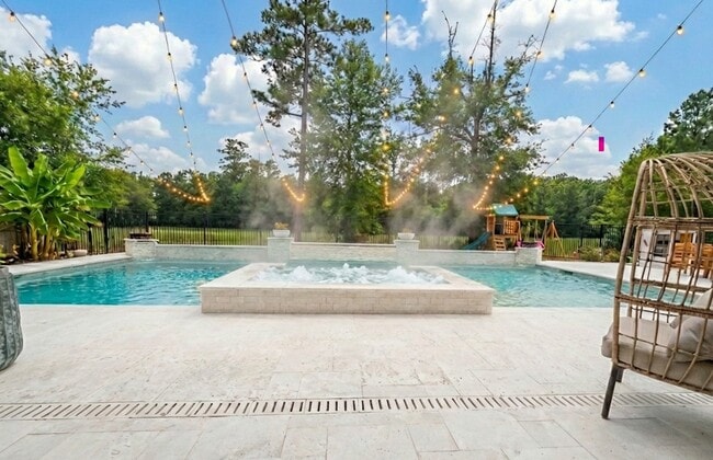 Building Photo - 27971 Presley Park Dr