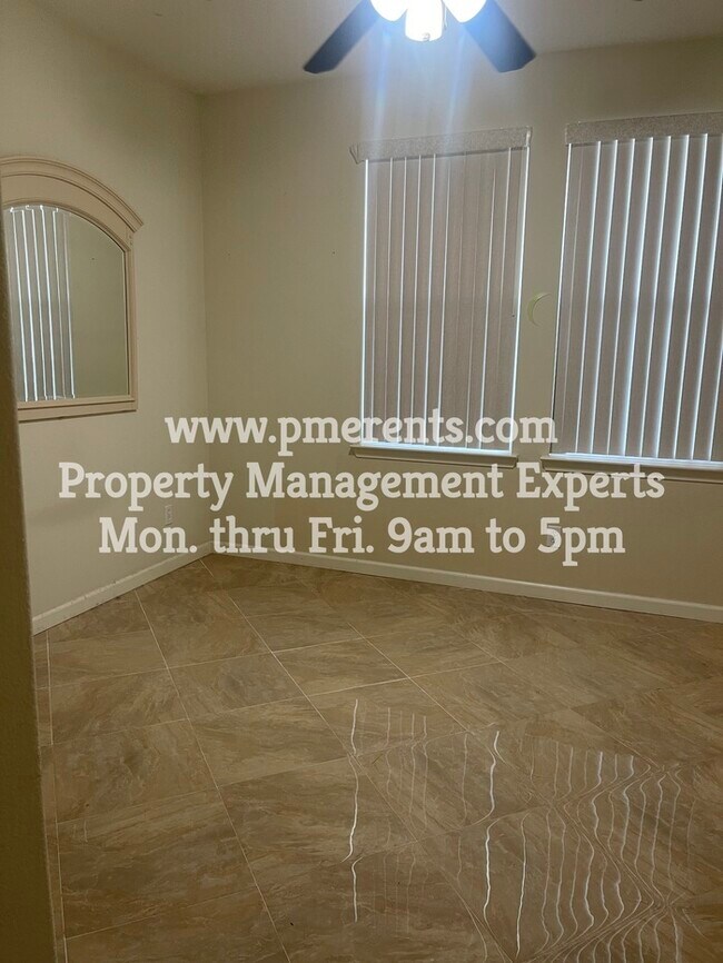 Building Photo - 422 W. Piedmont Dr