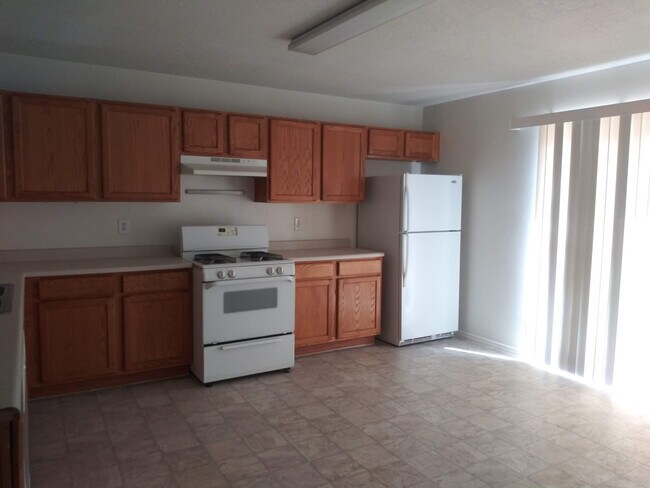 Foto del edificio - 5808 Night Rose Ave NW