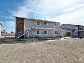Building Photo - 1656 Stevens St