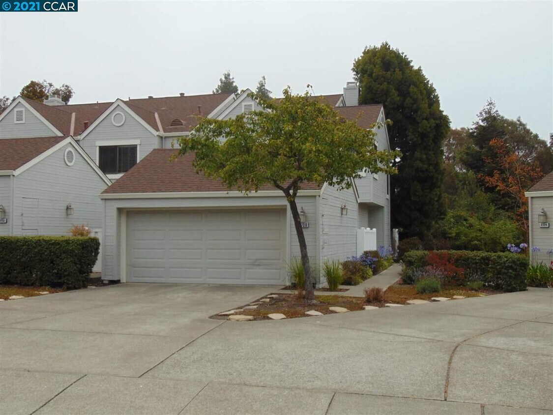 Primary Photo - 3730 Northridge Dr