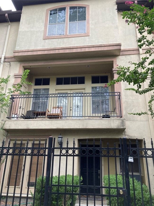 Foto del edificio - 319 Sandman St