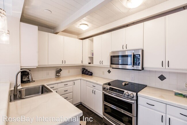Building Photo - 3 br, 3 bath House - 659 Avenida De Mayo