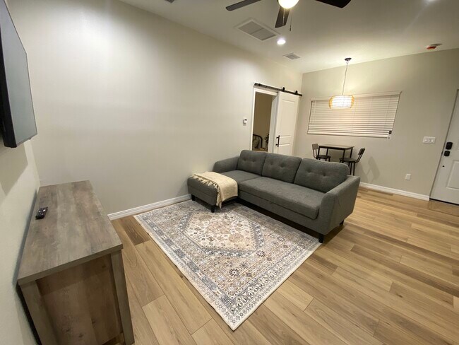 Foto del edificio - 746 29th Ave N
