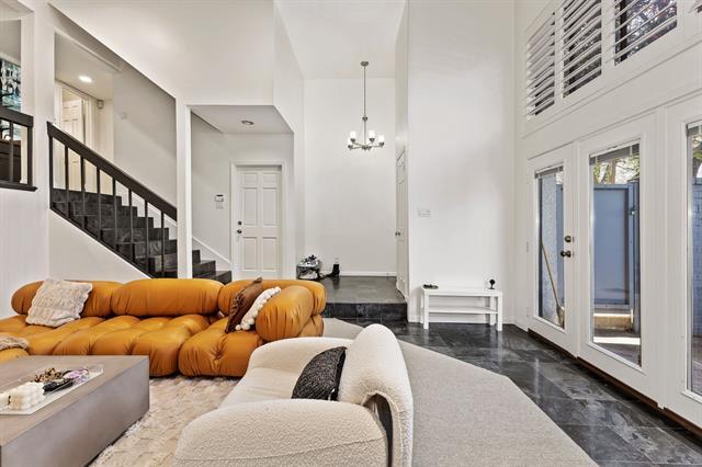 Foto del edificio - 3618 Gillespie St