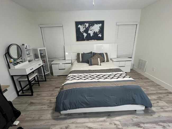 Foto del edificio - 2417 Harleyford Pl