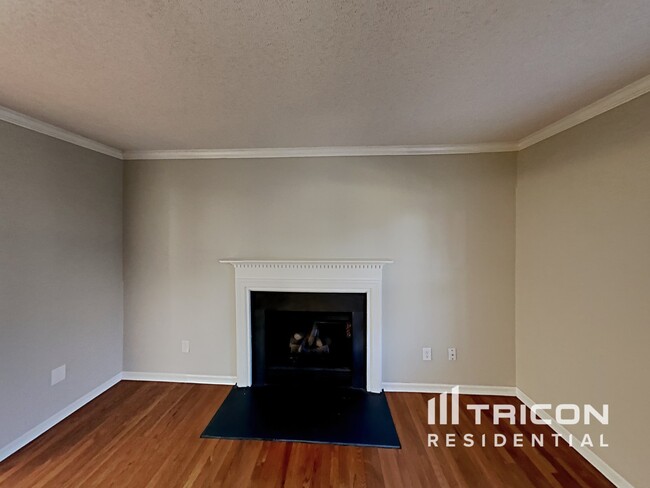 Foto del edificio - 1512 Ballard Ct