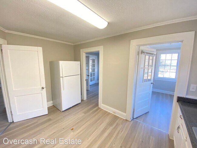 Building Photo - 3 br, 1 bath House - 1302 Old Concord Road