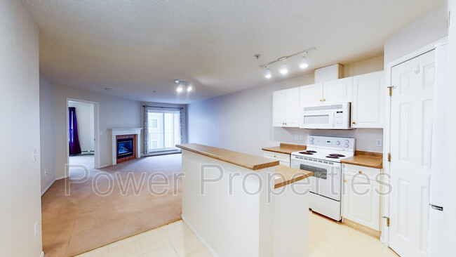 Building Photo - 280-280 Shawville Way SE