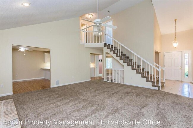 Building Photo - 4 br, 4 bath House - 1329 Gerber Woods