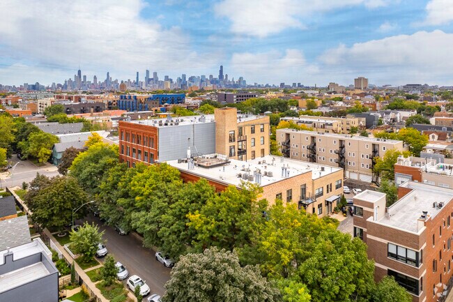 Foto aérea - West Bucktown Lofts