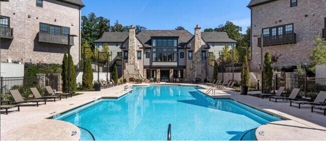 Building Photo - 6641 Sterling Dr