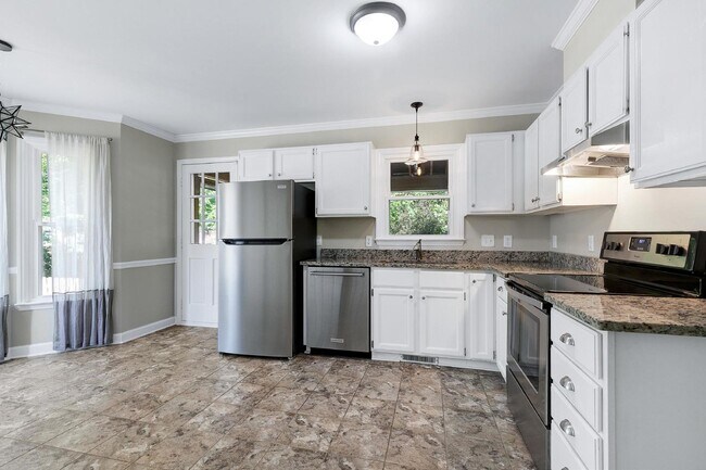 Building Photo - 6209 Winter Spring Dr