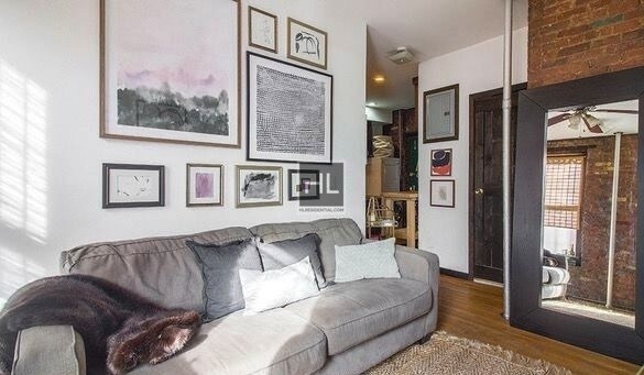 Foto principal - Great 2 bedroom Apartment on East 12th Street