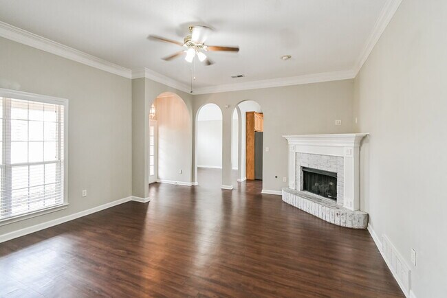 Building Photo - 4299 Rocky Top Cove