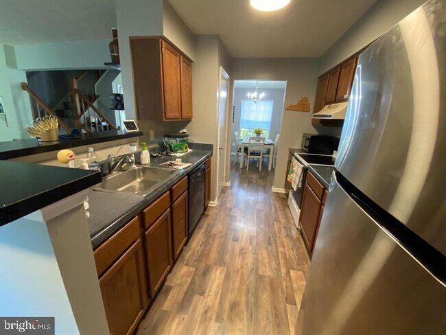 Foto del edificio - 11029 Thaxton Pl