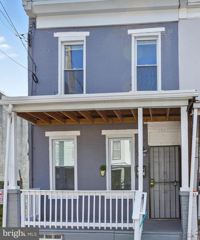 Building Photo - 2821 Rosehill St