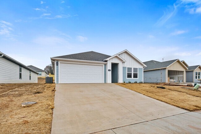 Building Photo - Gorgeous New Construction in Gentry!