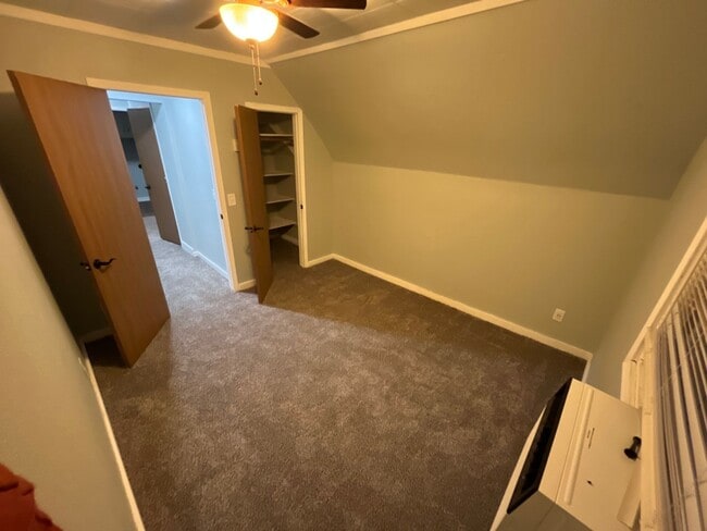 Building Photo - 101 E High St