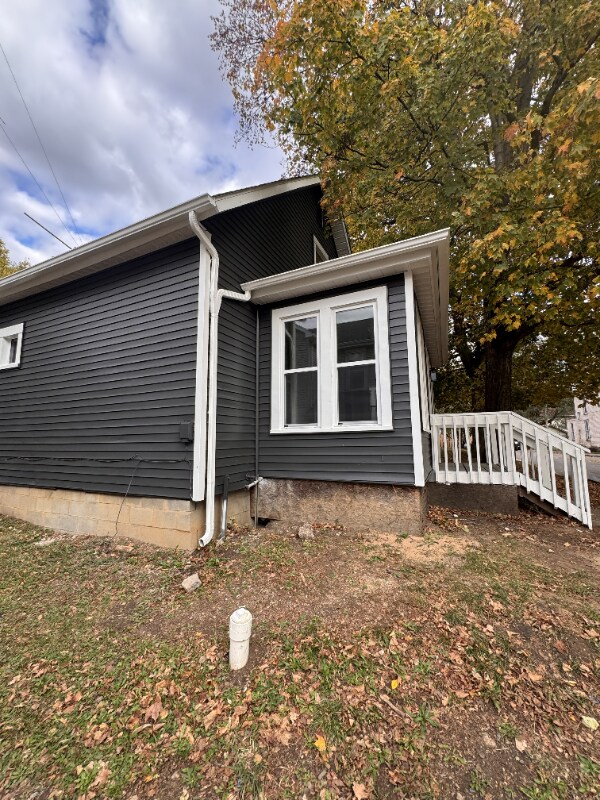 Foto del edificio - 220 W Brown Ave