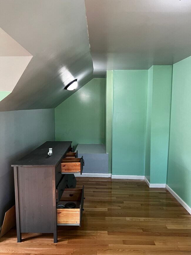 925959 172nd St, Queens, NY 11433 House Rental in Queens, NY