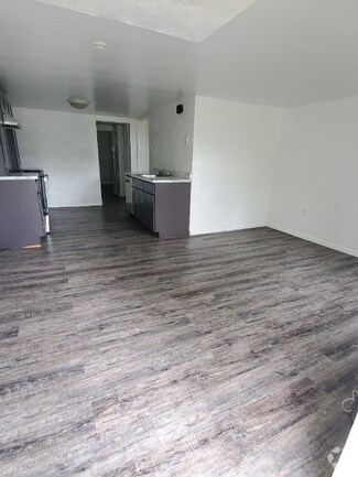 Building Photo - 2767 Churchview Ave