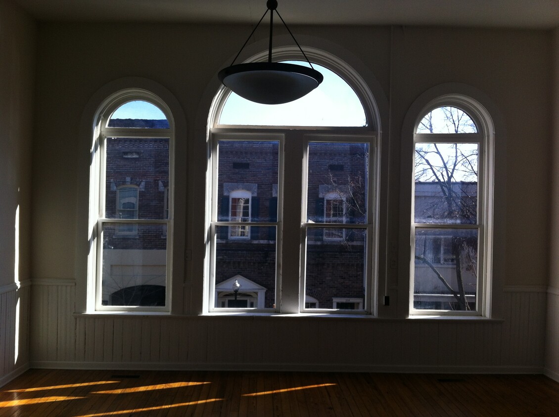 Primary Photo - 263 N Ocoee St