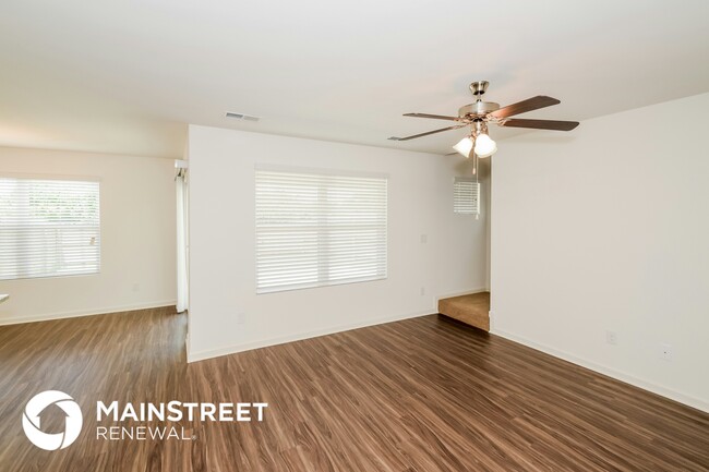 Foto del edificio - 960 Hawthorn Ln