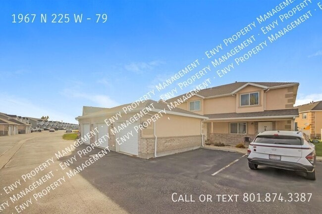 Foto del edificio - 1967 N 225 W