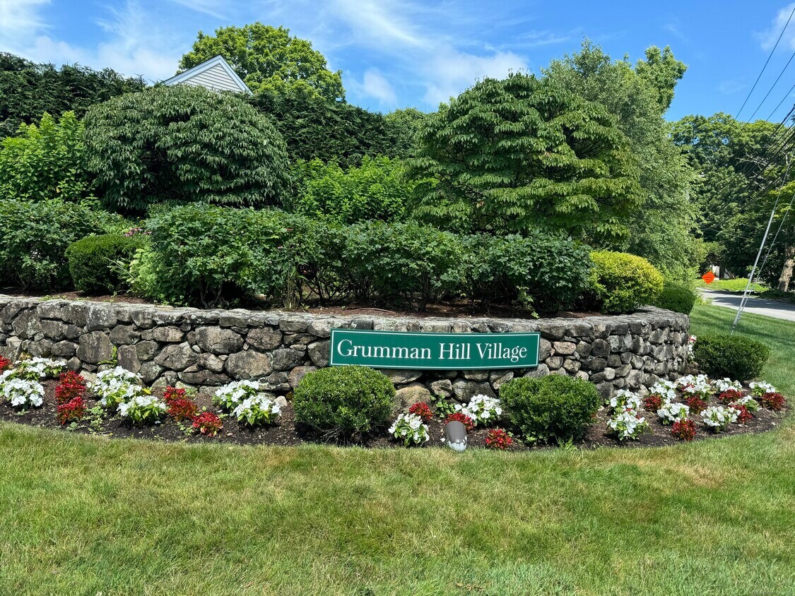 Primary Photo - 78 Village Ct