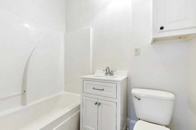 Building Photo - 3259 Carlotta St