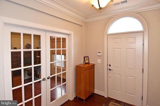 Foto del edificio - 4531 Westhall Dr