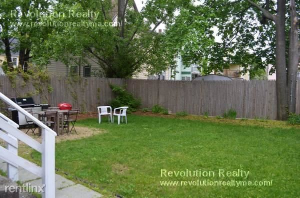 Building Photo - 60 Elmwood St