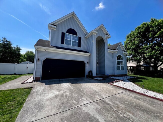 Building Photo - Beautiful 4 bedroom home in Chesapeake