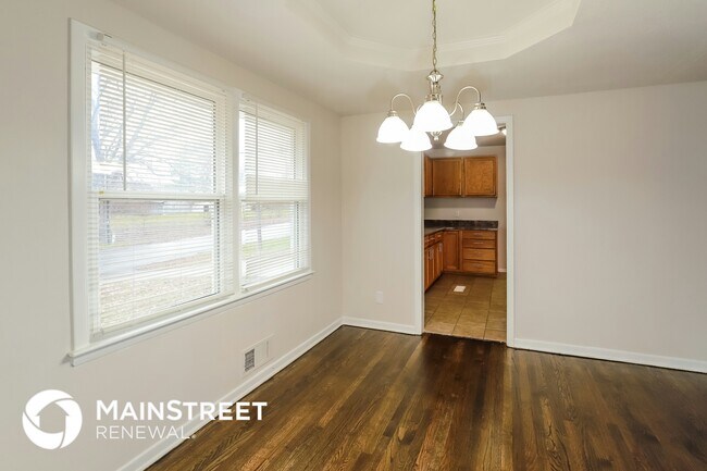 Foto del edificio - 6412 N Forest Ave