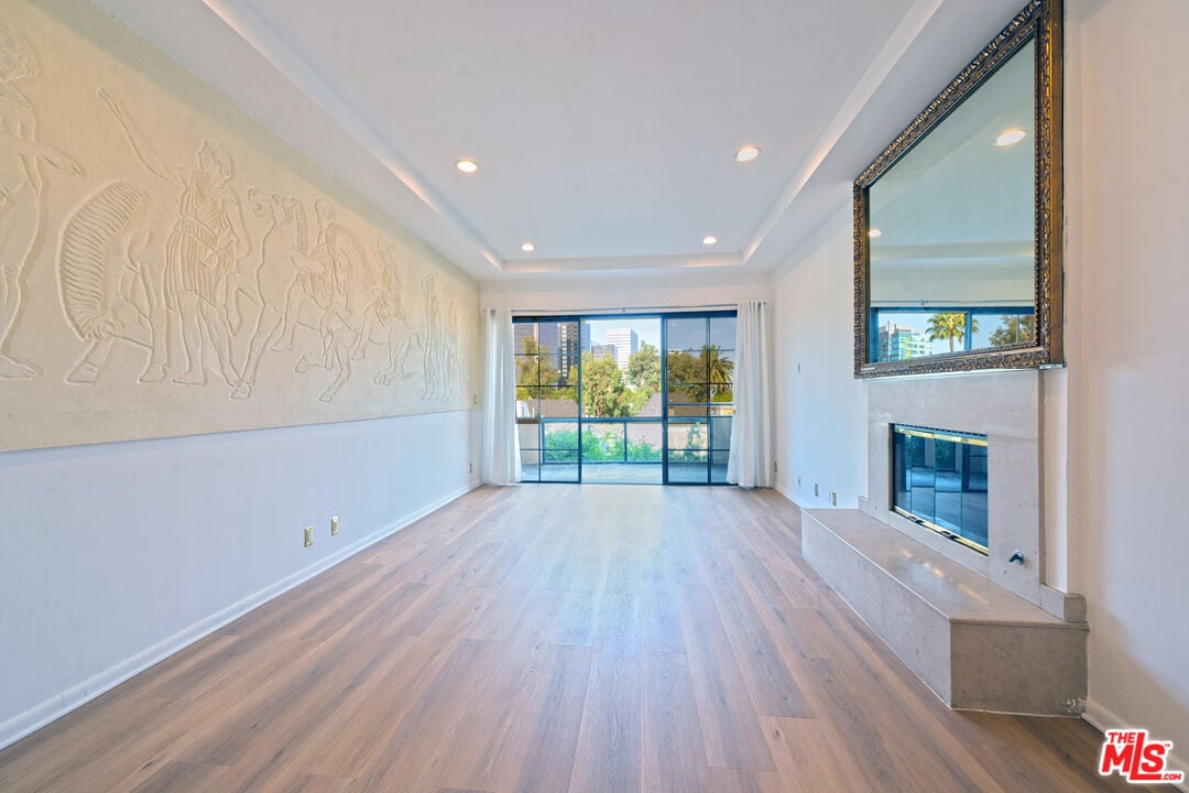 Foto principal - 234 S Gale Dr