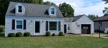 Building Photo - 13920 Old Pleasant Valley Rd