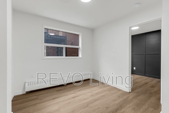 Building Photo - 62 Triller Ave
