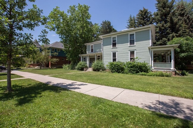 Building Photo - 504 W Mountain Ave