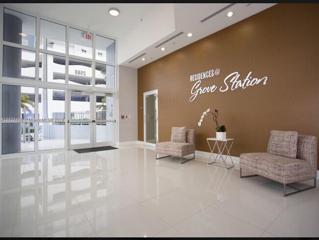 Foto del edificio - 2560 SW 27th Ave