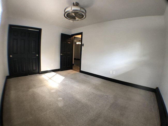 Building Photo - 4426 W 39th Ave