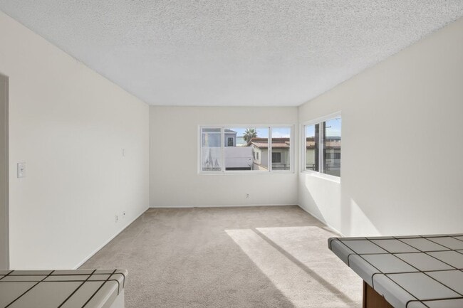 Foto del edificio - Moonstone