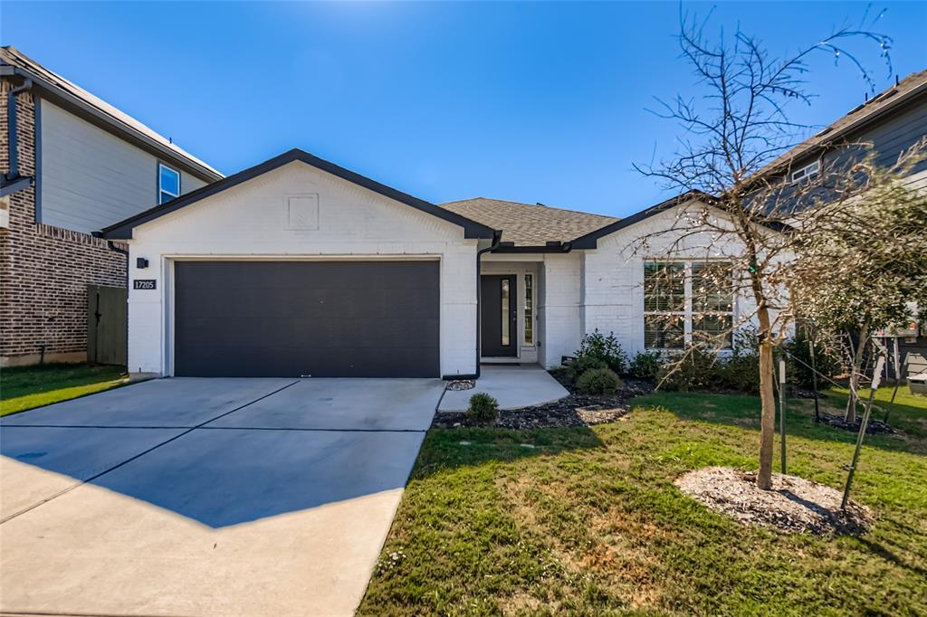 Primary Photo - 17205 Adoro Dr