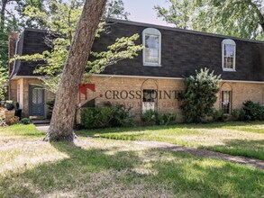 Building Photo - 3712-3714 Colony Park Dr