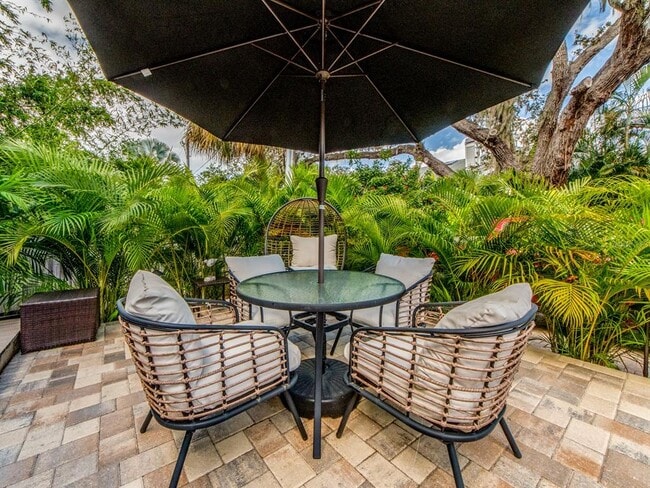 Foto del edificio - 555 Florida Ave