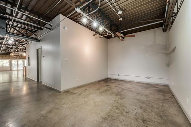 Foto del edificio - 2700 Live Oak St