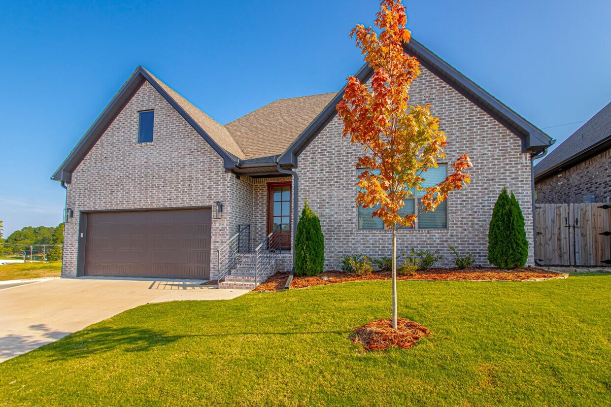 Primary Photo - Newer Construction 3 bed 2 1/2 Bath, 2,015...
